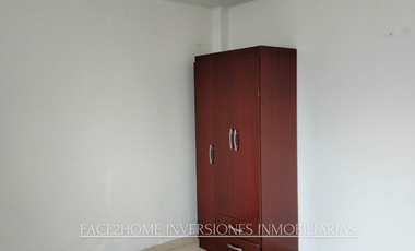 CASA ESQUINERA CON GARAJE CUBIERTO DOS APARTAMENTOS INDEPENDIENTES EN VENTA