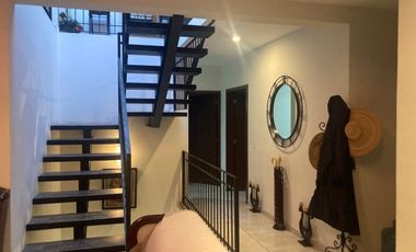 CASA HABITACIÓN PARA USO COMECIAL EN EL CENTRO DE CIUDAD GUZMAN JALISCO