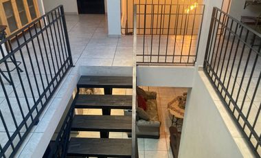 CASA HABITACIÓN PARA USO COMECIAL EN EL CENTRO DE CIUDAD GUZMAN JALISCO