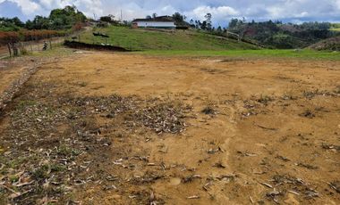 SE VENDEN LOTES EN LA VIA SAN VICENTE DE FERRER SECTOR CHAPARRAL