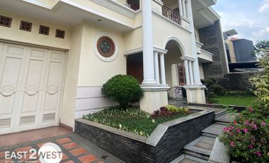 Dijual Rumah Jalan Batununggal Indah 2 Kota Bandung Mewah Bagus Nyaman Siap Huni Lokasi Strategis