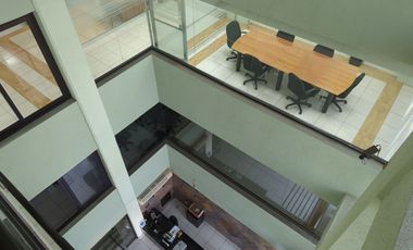 OFICINAS EN RENTA EN AV 20 DE NOVIEMBRE EDIFICIO ZAMA VERACRUZ | ARLETTE FLORES
