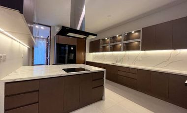 Modern House for Sale in Ayala Alabang Village