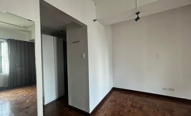 Below market 3 bedroom for sale in Renaissance Tower near Tektite, Podium Mall, 30th Mall, Shangrila, Megamall, Estancia and Capitol Commons