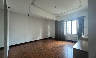 Below market 3 bedroom for sale in Renaissance Tower near Tektite, Podium Mall, 30th Mall, Shangrila, Megamall, Estancia and Capitol Commons