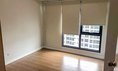 BARE 2-BEDROOM UNIT WITH PARKING & MAID'S ROOM FOR RENT IN SANDSTONE AT PORTICO