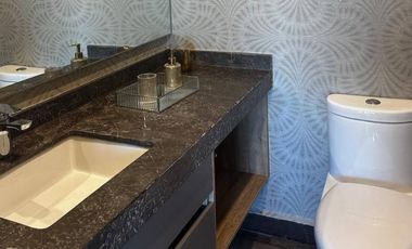 Apartamento con jardín, bodega y terraza privada, Gimnasio, Alberca techada,  La Vista, venta, Queretaro.