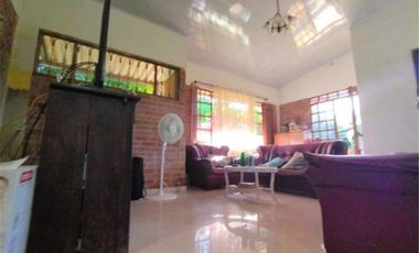 Venta - La Mesa, finca con Local Comercial sonre via San Joaquín