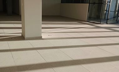 RENTA Oficinas Corporativas 500 m2.  $50,000. Hermanos Serdán a 1 costado de Galerías Serdán