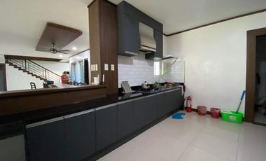 8 Bedroom House and Lot with Pool For RENT in Friendship Angeles City Pampanga