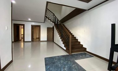 8 Bedroom House and Lot with Pool For RENT in Friendship Angeles City Pampanga