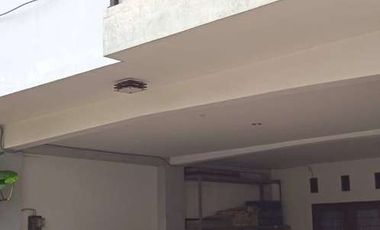 Cocok Invest,, 3 Rumah Kontrakan Dan Kios Pinggir Jalan Raya Area Petukangan