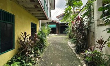 Cocok Invest,, 3 Rumah Kontrakan Dan Kios Pinggir Jalan Raya Area Petukangan