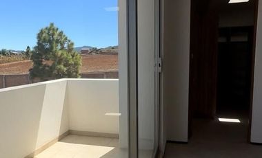 C123 Casa nueva en Venta 3 recamaras, Fracc. Privado Altozano Morelia