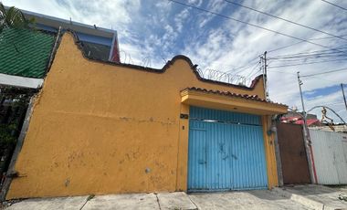 Casa en venta Jiutepec muy cerca Cuauhnahuac, dos plantas independientes