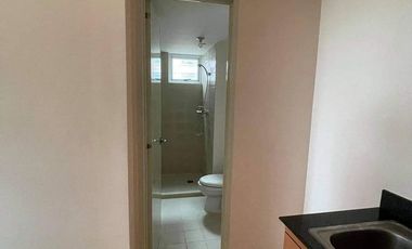 2bedroom condo in manlla peninsula garden midtown homes near sta ana san andres manila