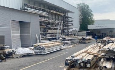 NAVE INDUSTRIAL VENTA P.I. BERNARDO QUINTANA