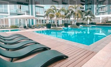 One Bedroom Condo Unit with Beach in Mactan Newtown (Accepts Daily, Weekly & Monthly)