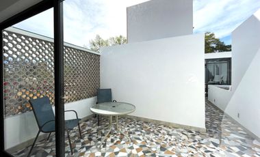 San Ángel Casa en Venta 5R 3.5B 3E Patios Terrazas Roof Garden.