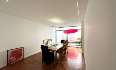 San Ángel Casa en Venta 5R 3.5B 3E Patios Terrazas Roof Garden.