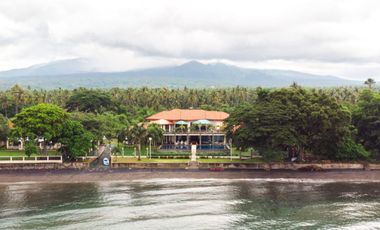 Dauin Villa by the Sea