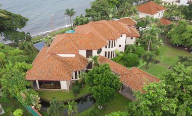 Dauin Villa by the Sea