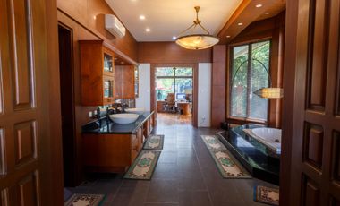 Dauin Villa by the Sea
