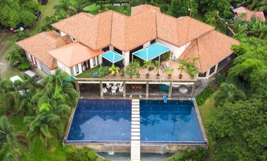 Dauin Villa by the Sea