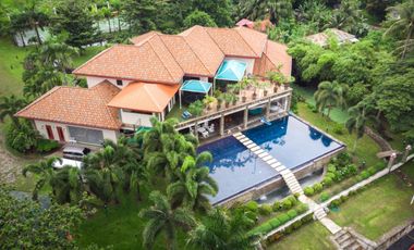 Dauin Villa by the Sea