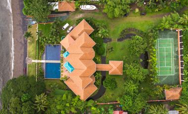 Dauin Villa by the Sea