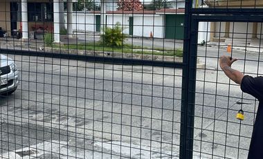 Terreno de venta en Urdesa