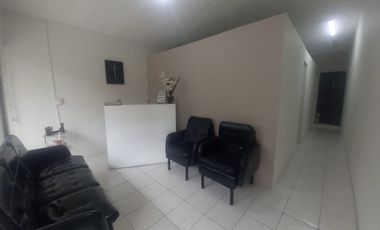 Locales en Venta sobre Av. Las Puentes en San Nicolás de los Garza N.L.