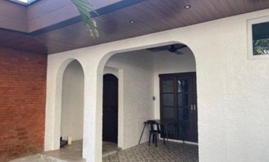 3-BR House and Lot for Rent at Kapitolyo Pasig City