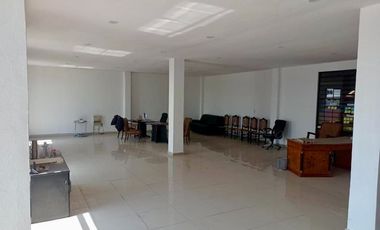 Bodega en venta en Toluca Santa Maria Totoltepec salida rápida a CDMX