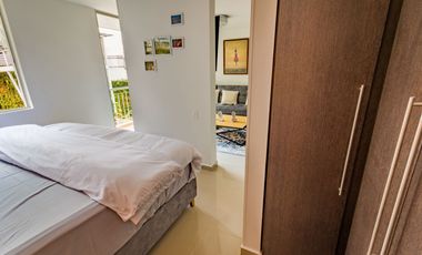 ALQUILER LUJOSO APARTAESTUDIO PARALELA 150 CAÑAVERAL