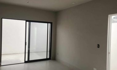 CASA NUEVA 3 NIVELES ARRIBA DE LEONES RESIDENCIAL LA MONTAÑA en GARCIA, N.L.