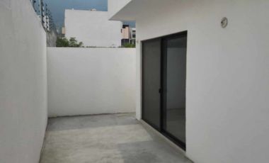 CASA NUEVA 3 NIVELES ARRIBA DE LEONES RESIDENCIAL LA MONTAÑA en GARCIA, N.L.