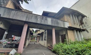 FOR SALE Quezon Ave. Brgy. Lourdes, Sta Mesa Heights, Quezon City Commercial lot with old residential structure Lot Area: 1,386 sqm  330,000,000 net of taxes