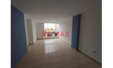 Venta Hermoso Departamento Jardines Del Golf 3Er Piso + Cochera 1O2 M² Usd 125,000 ID 1084390