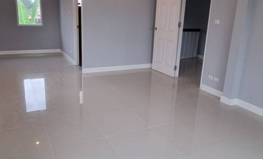 2 storey detached house, Vista Ville 93 wa, beautiful house like new, ready to move in, selling cheap