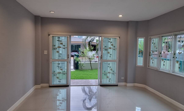 2 storey detached house, Vista Ville 93 wa, beautiful house like new, ready to move in, selling cheap