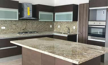 Venta de departamento en Loma Antigua Bosque Esmeralda