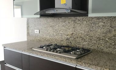 Venta de departamento en Loma Antigua Bosque Esmeralda