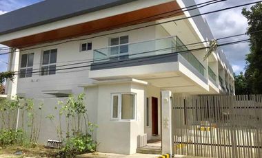 2 Storey Townhouse  for sale in Commonwealth Quezon City  3 minutes to Sandigan Bayan, Ever Gotesco, Shopwise