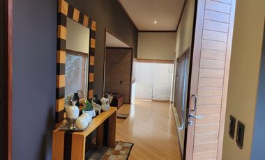 VENTA DE HERMOSA CASA EN LAS CASUARINAS