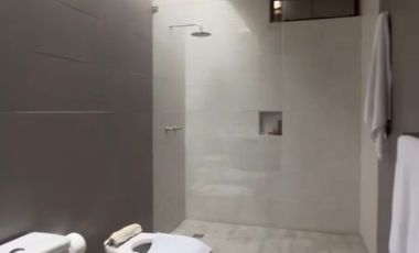 VENTA DE HERMOSA CASA EN LAS CASUARINAS