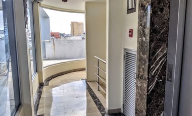Edificio de alquiler en Kennedy Norte