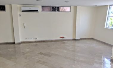 Edificio de alquiler en Kennedy Norte