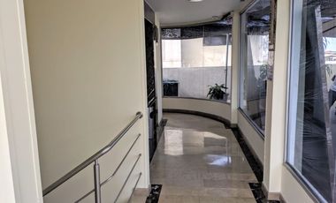 Edificio de alquiler en Kennedy Norte