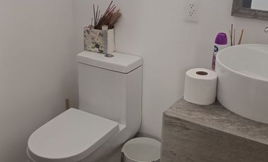 METEPEC, EDOMEX CASA EQUIPADA PARA EJECUTIVOS  DENTRO DE FRACCIONAMIENTO CON EXCELENTE UBICACION